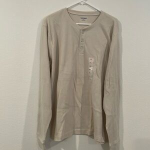 Old Navy size XL thermal, long sleeve shirt, new with tag